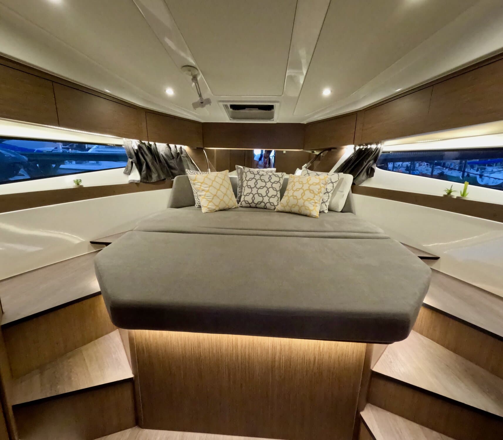 Beneteau Antares 11 Fly OB – Bild 4