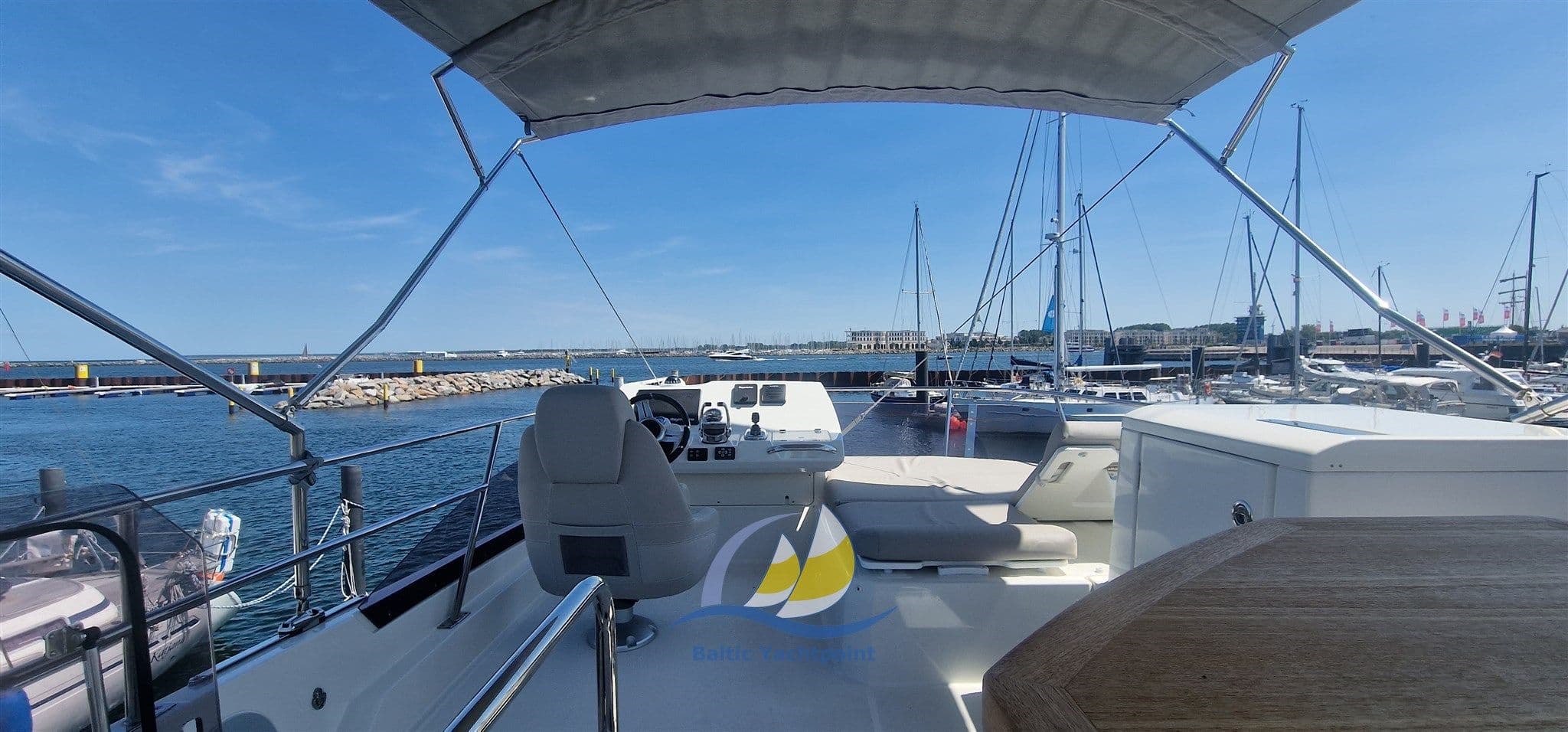 Prestige Yachts Prestige 420 Fly – Bild 4