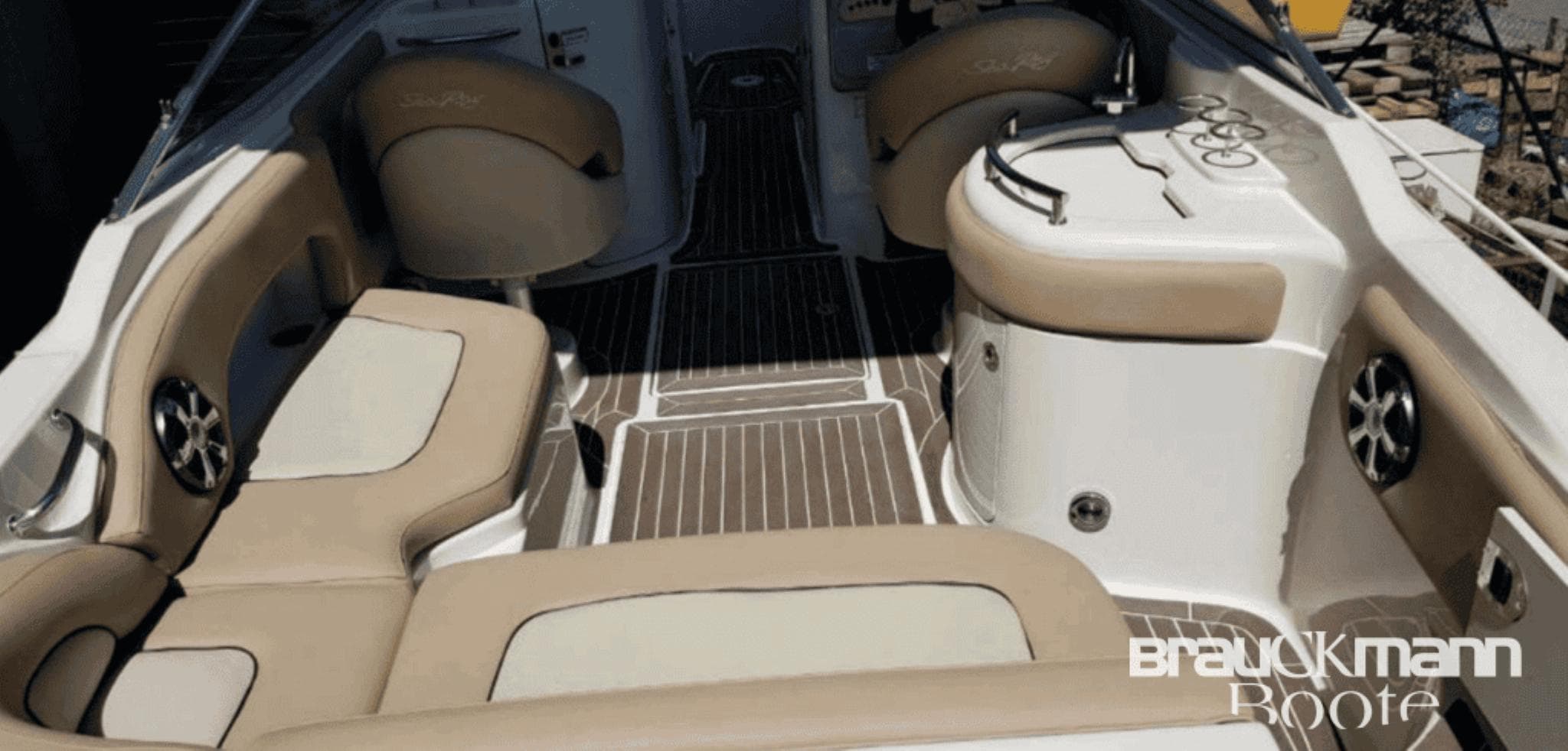 Sea Ray 270 Sundeck mit Investitionen ber 12000000 – Bild 7