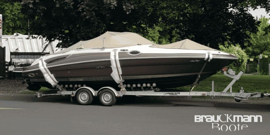 Sea Ray 270 Sundeck mit Investitionen ber 12000000 – Bild 3