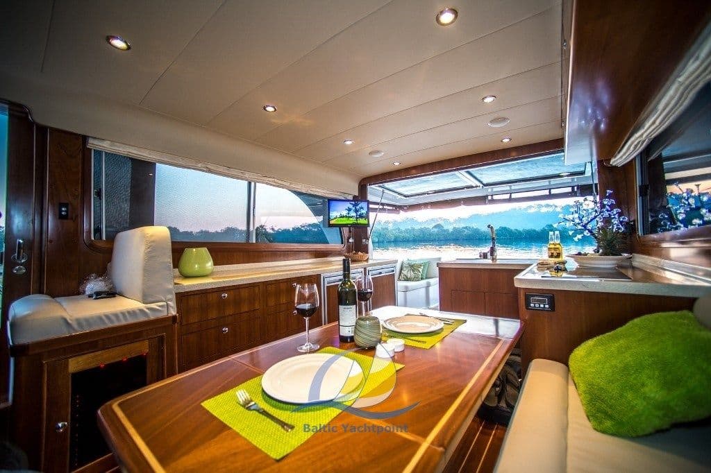 Integrity Motor Yachts Integrity 440 Sedan – Bild 7