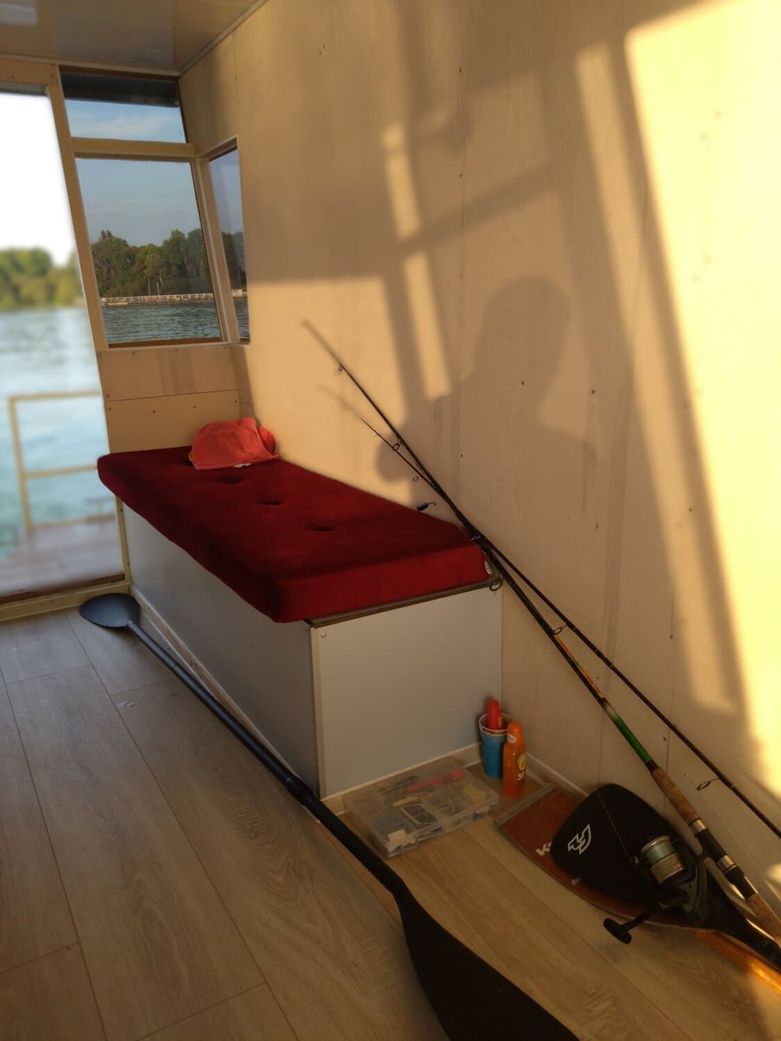 MEBOW Tiny Houseboat trailerbar – Bild 5
