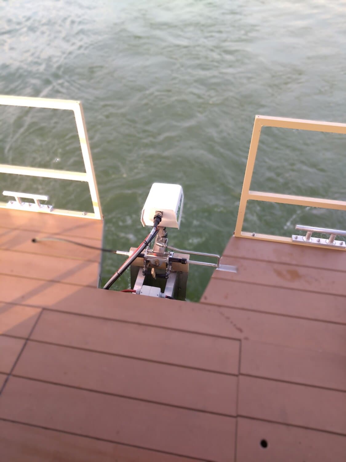 MEBOW Tiny Houseboat trailerbar – Bild 9