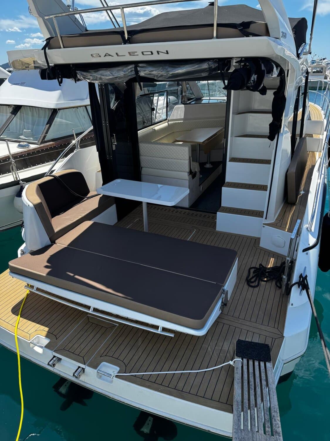 Yacht GALEON 360 FLY - 2018 (11.4 m) 2 x Volvo Penta D4-225 Bereit für die Saison – Bild 9