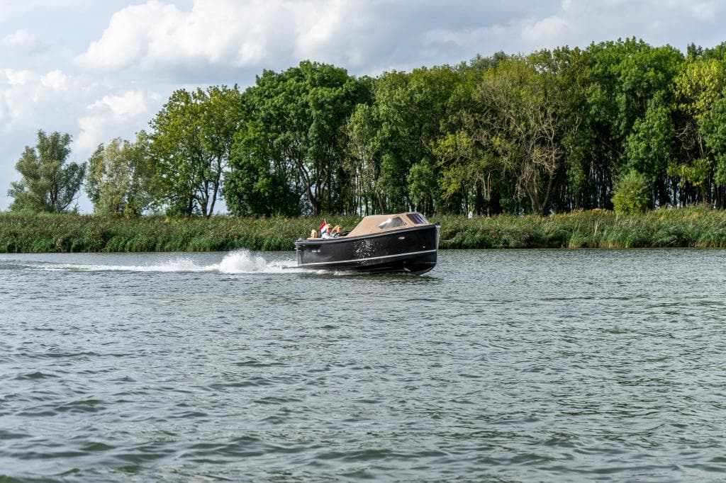 Maxima 650 Flying Lounge – Bild 6