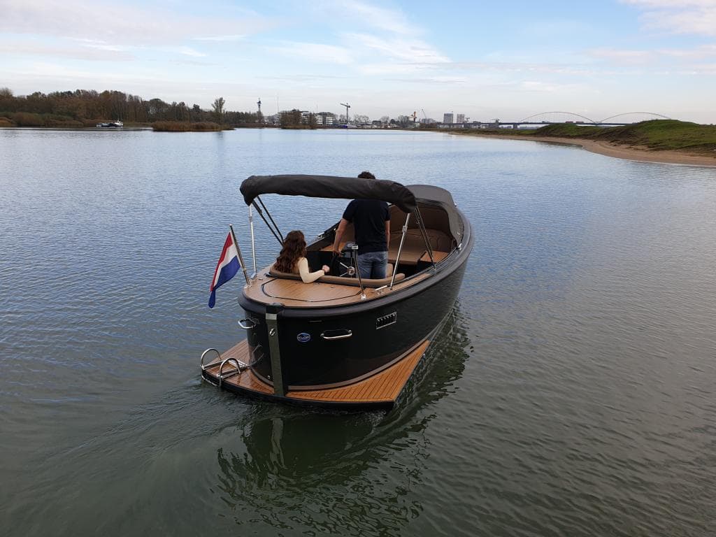 Maxima 650 Flying Lounge – Bild 2