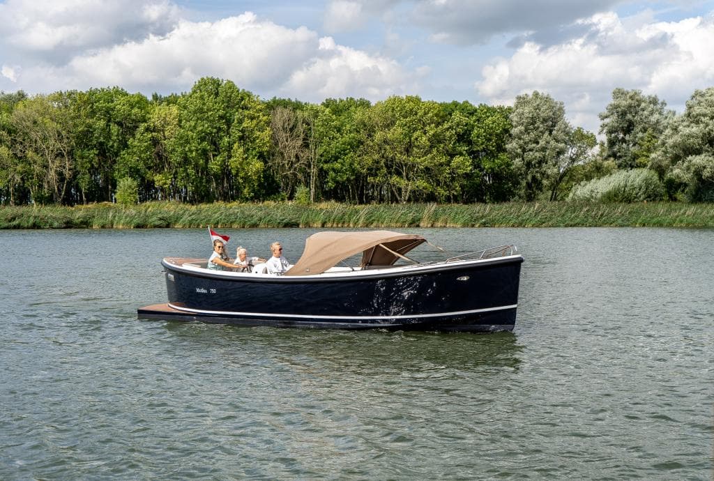 Maxima 750 Flying Lounge – Bild 7