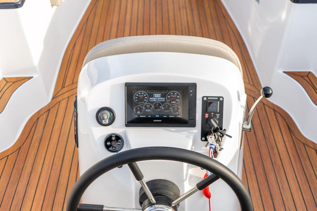 Maxima 750 Flying Lounge – Bild 6