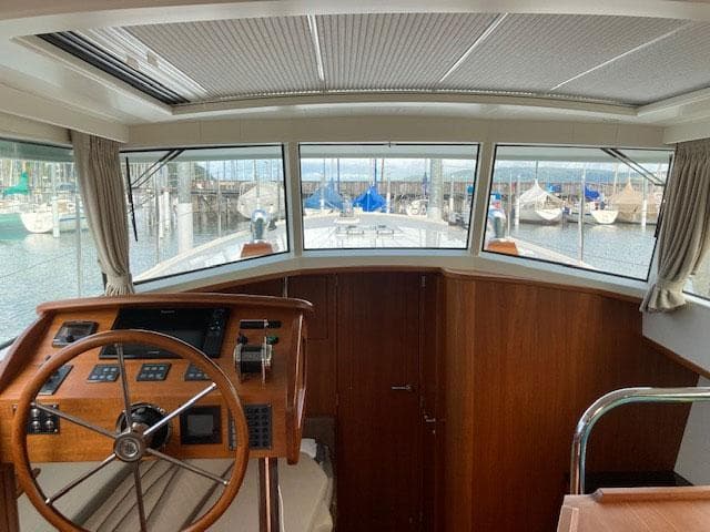 Serious Yachts Gently 40' Lausanne – Bild 3