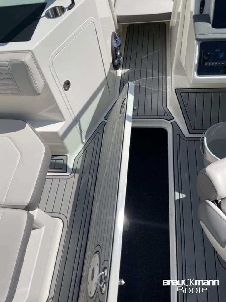 Sea Ray 190 SPX WBT mit Mercruiser 45 250 MP inkl Trailer – Bild 5