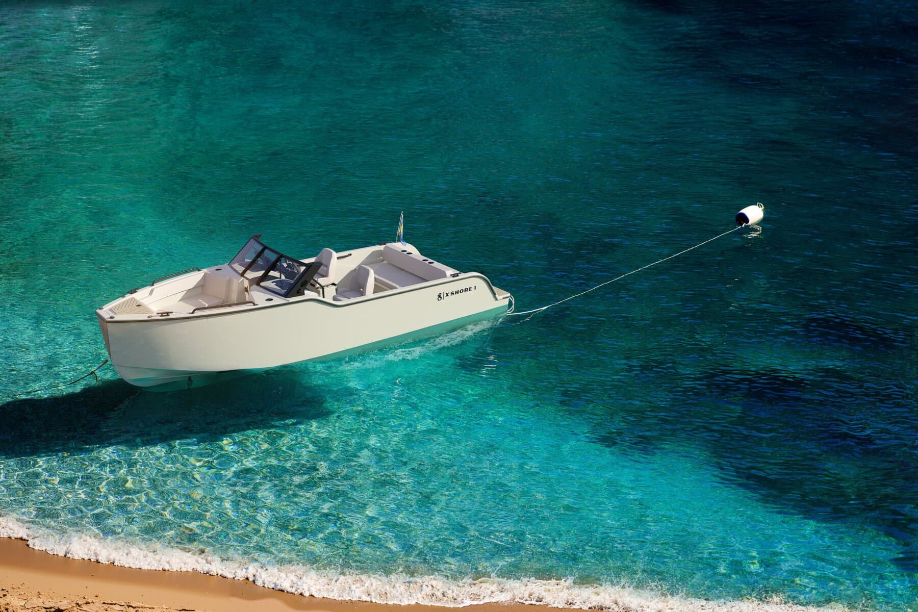 X Shore 1 - BOWRIDER - New to order – Bild 6