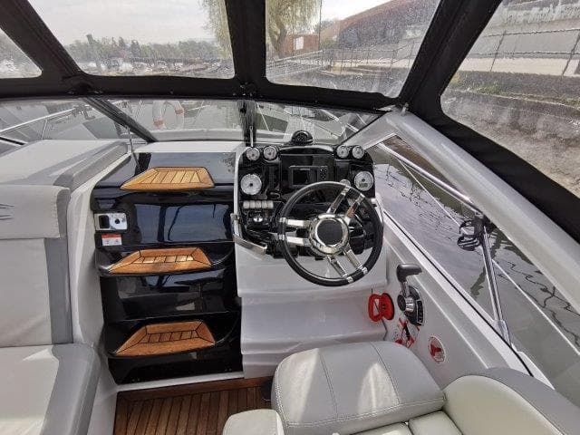 Cobrey 28 SC/SCL mit Bodenseezulassung 300 PS – Bild 6