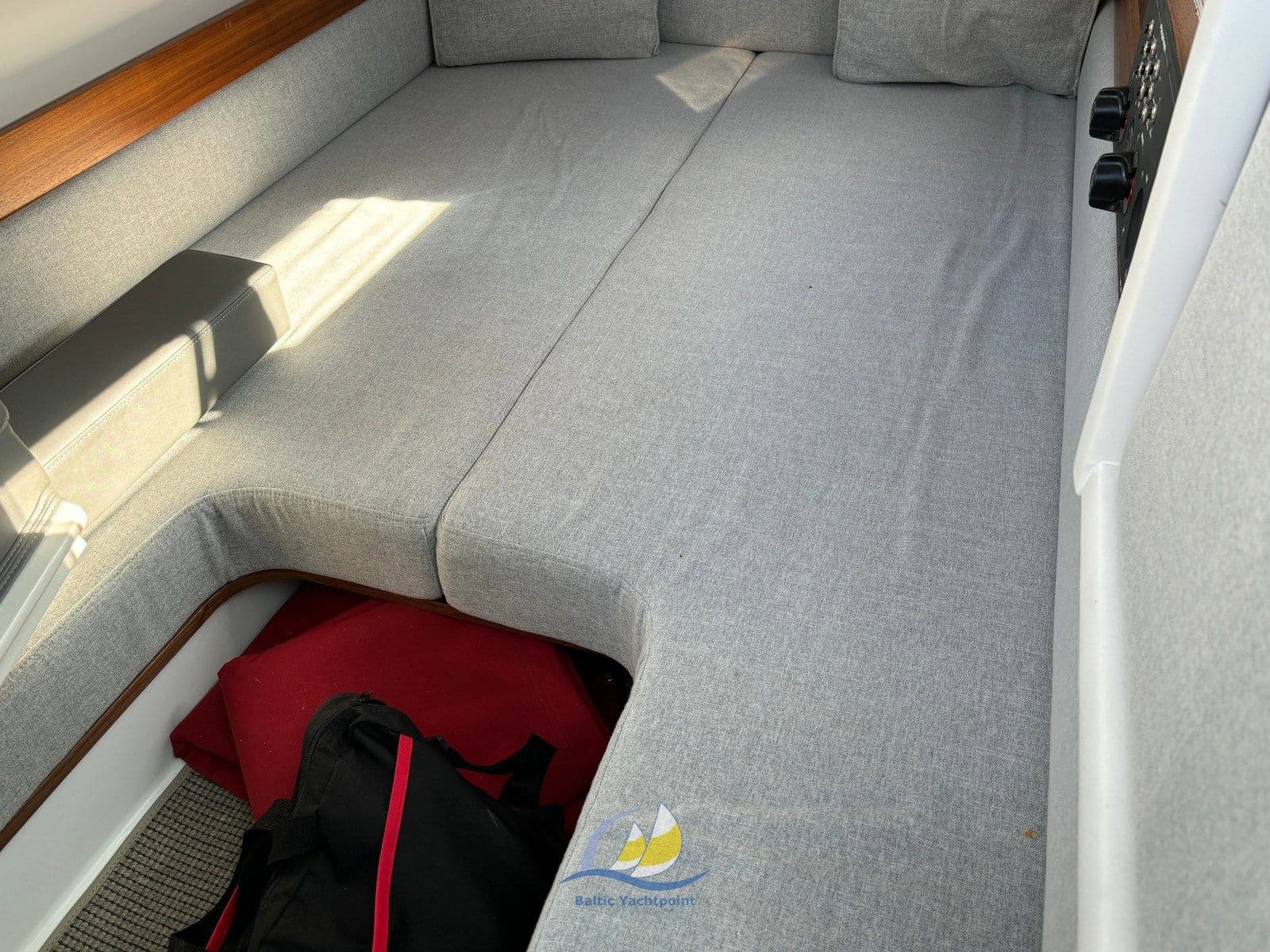 Axopar 28 AC MK2 – Bild 10