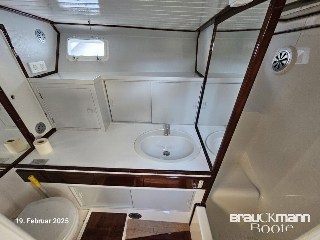 Hatteras 1450 – Bild 9