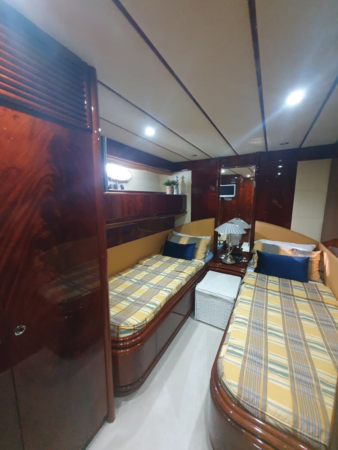Astondoa 72 GLX – Bild 10