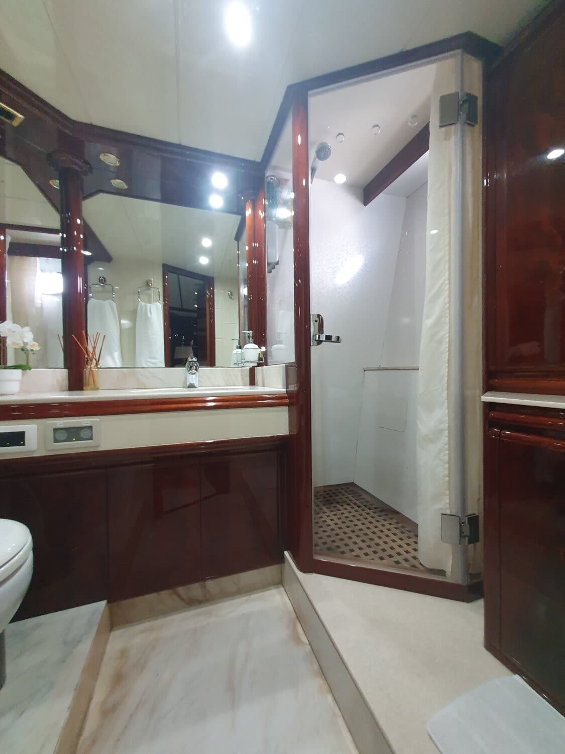 Astondoa 72 GLX – Bild 12