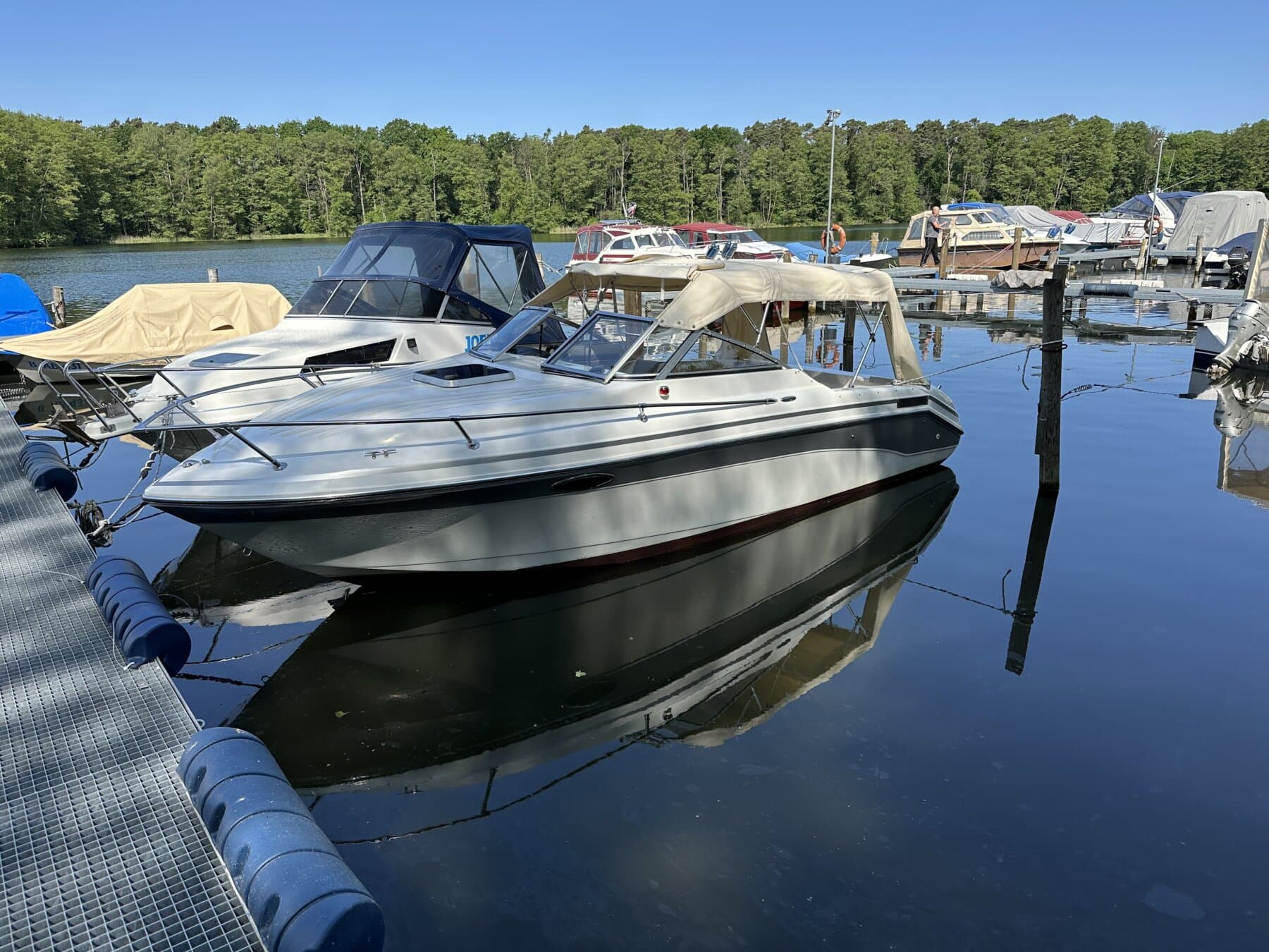 Rinker Festiva – Bild 4