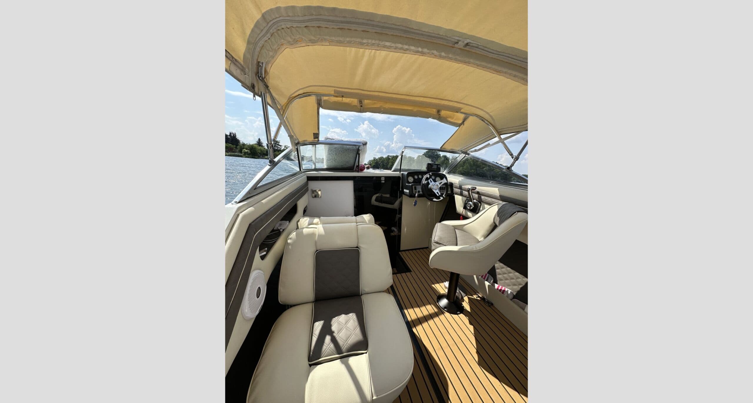 Rinker Festiva
