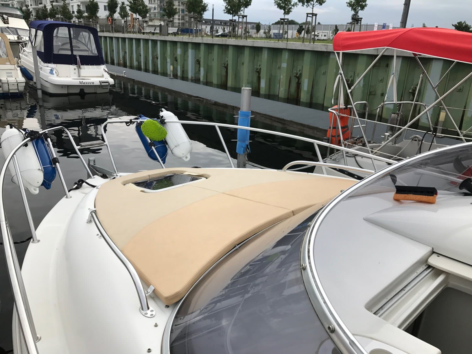 Saver 690 Cabin mit Suzuki 225 PS – Bild 6