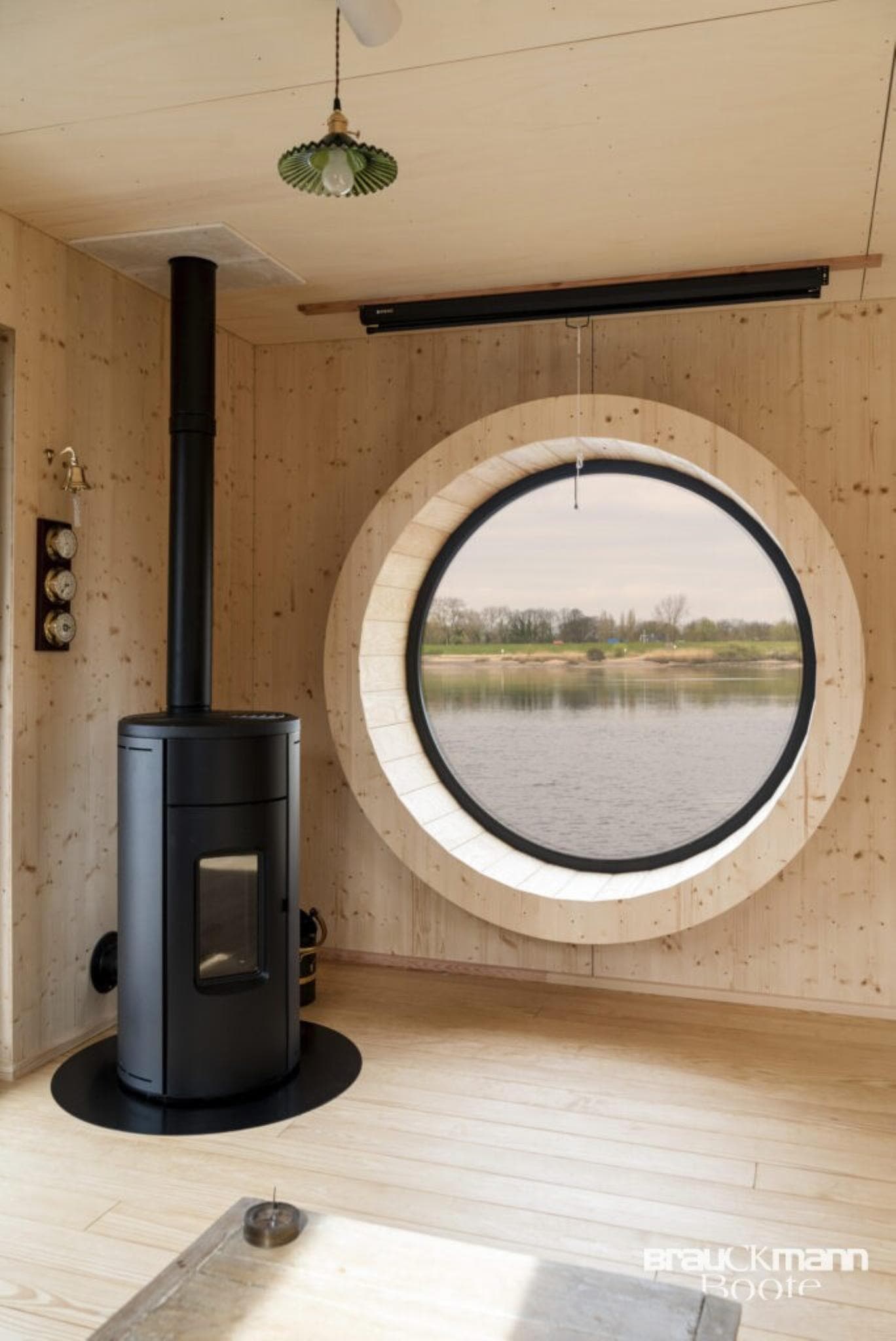 Heukenlock 65 Hausboot – Bild 3