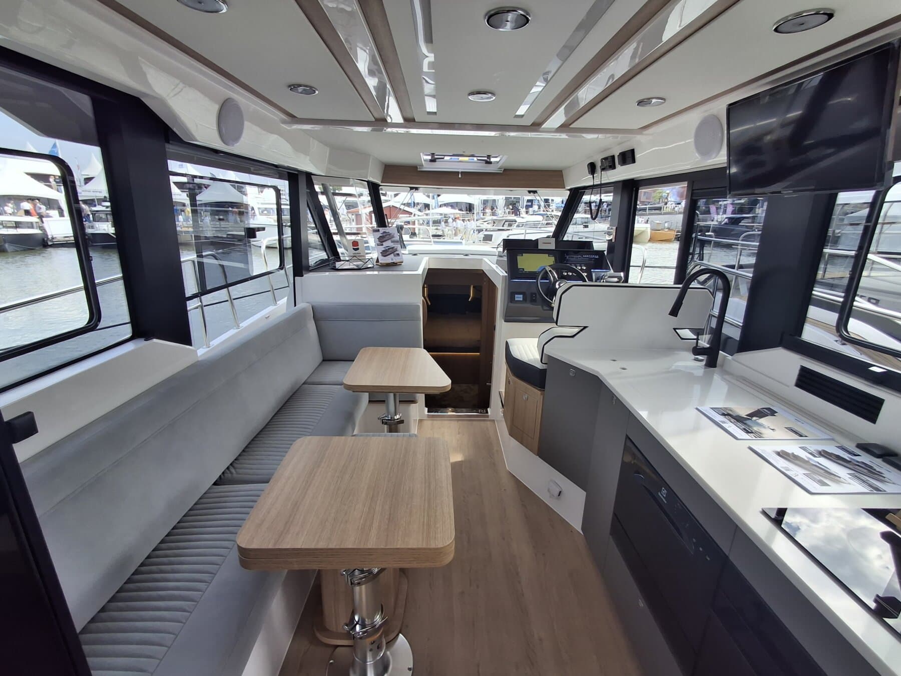 Northman 1300 Trawler Electric - new to order – Bild 7