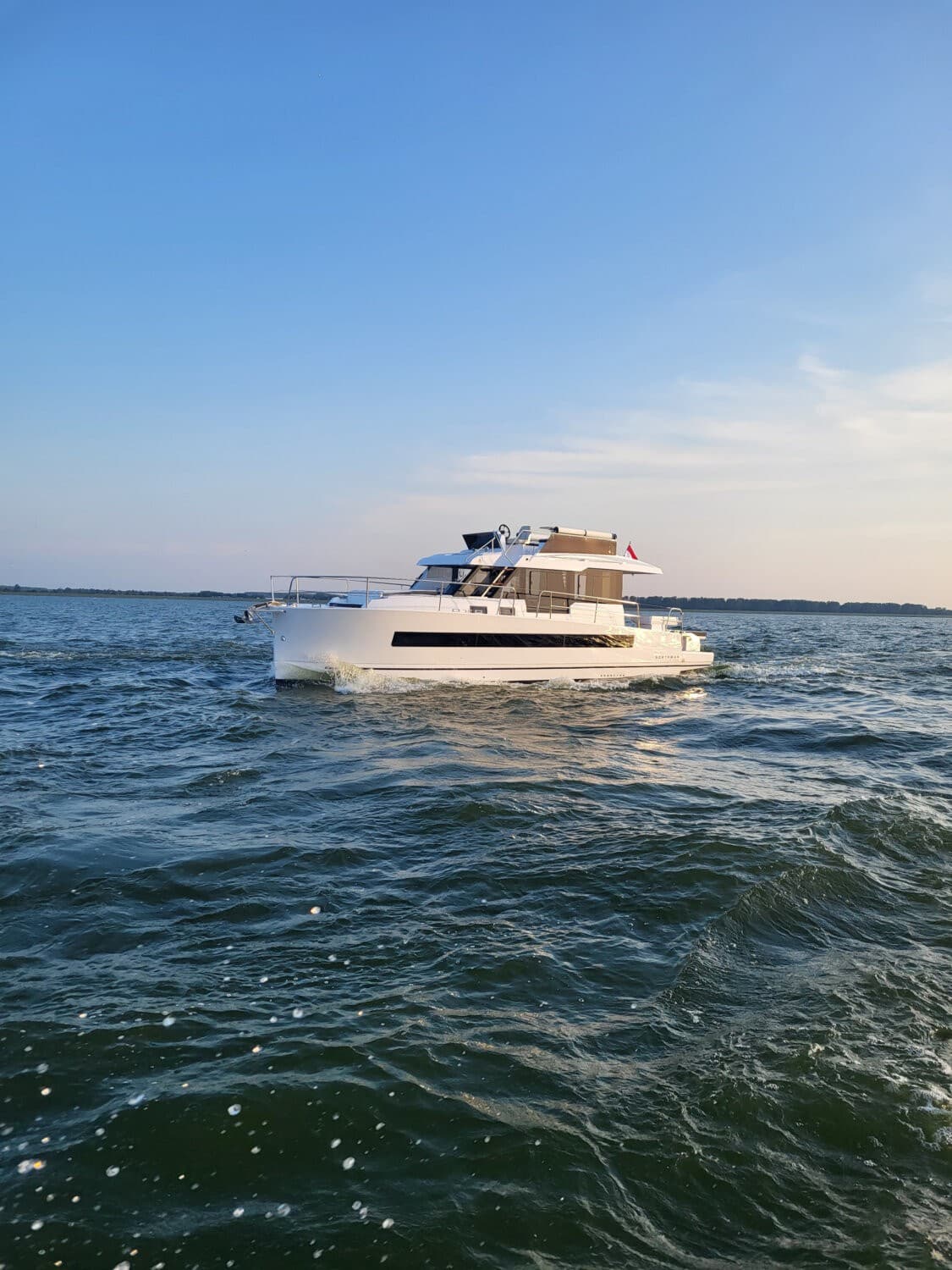 Northman 1300 Trawler Electric - new to order