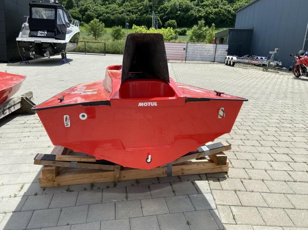 Mizu GT60 Carbon Rennboot – Bild 4