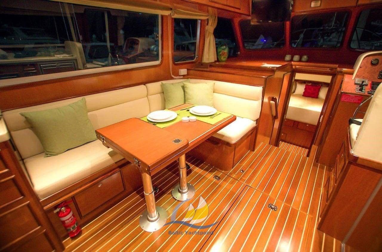 Integrity Motor Yachts Integrity 380 Sedan – Bild 9