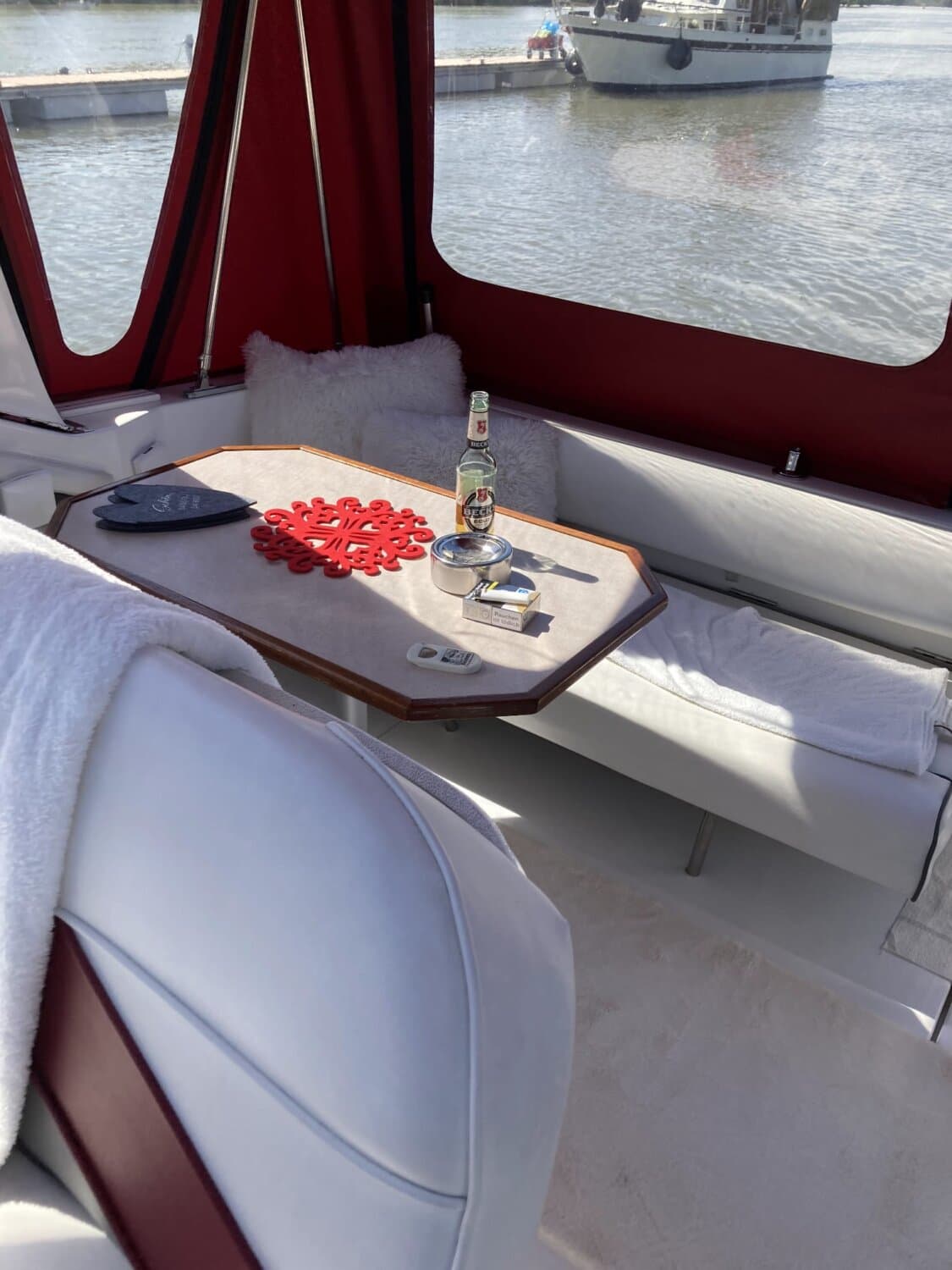 Sea Ray Sundancer 220 DA – Bild 11