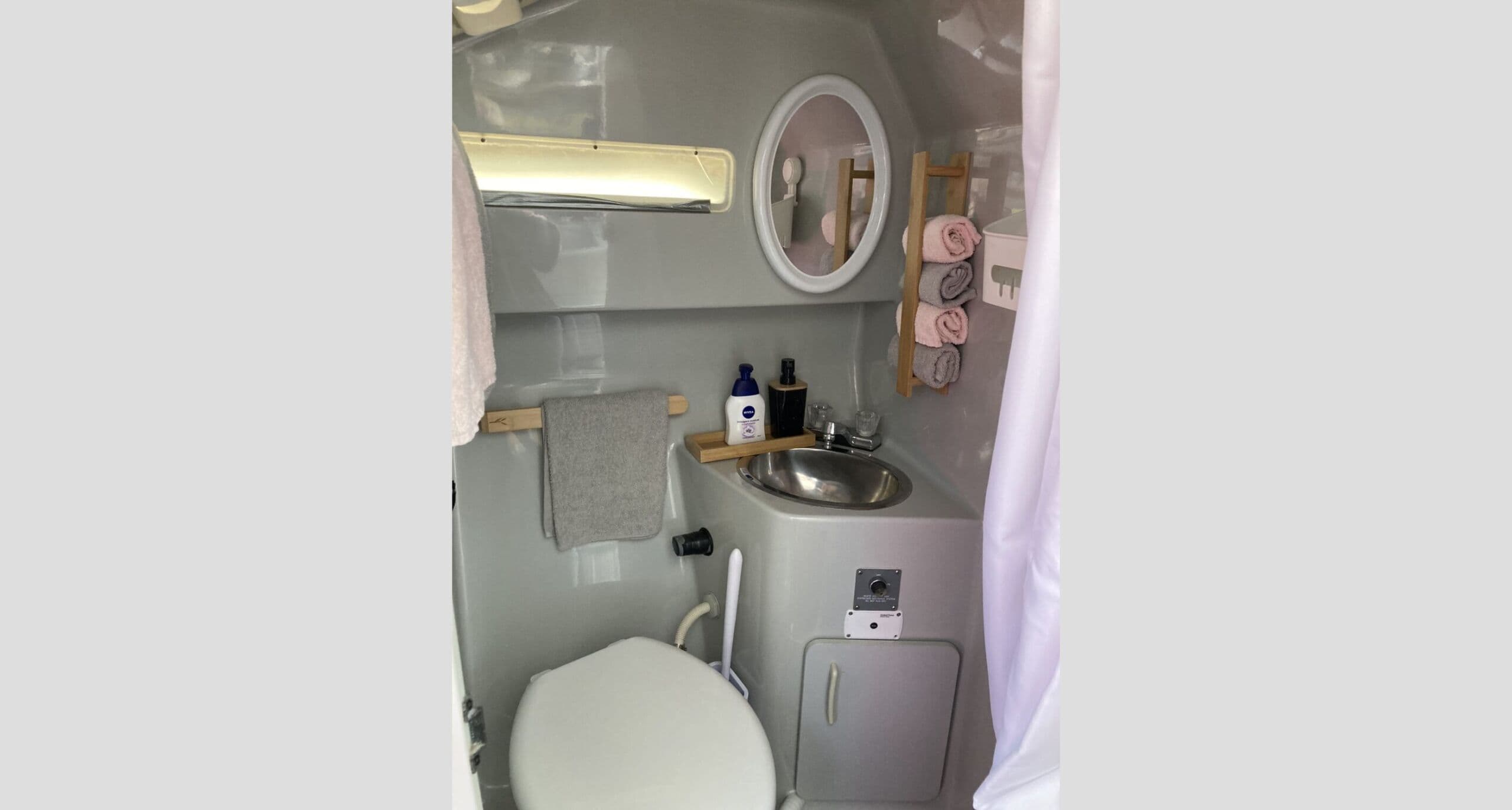 Sea Ray Sundancer 220 DA – Bild 7