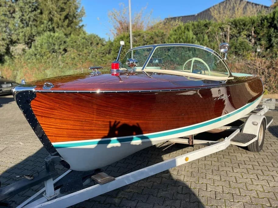 Riva Super Florida V8 Crusader – Bild 3
