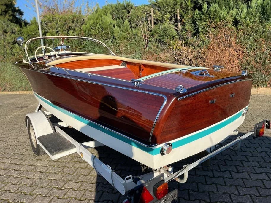 Riva Super Florida V8 Crusader – Bild 4