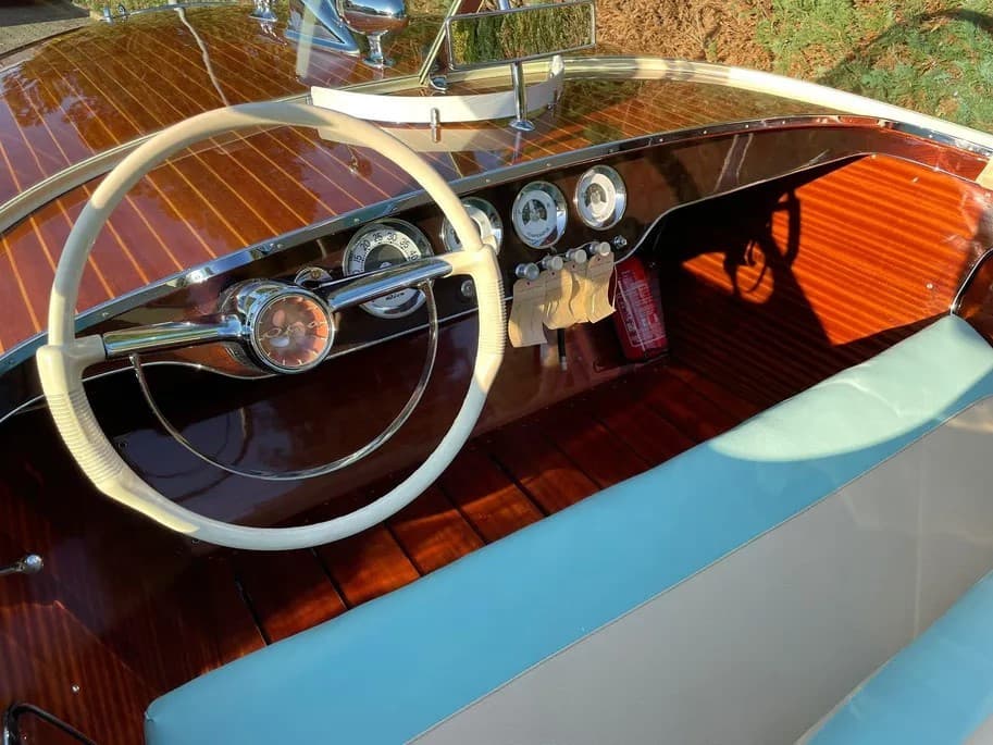 Riva Super Florida V8 Crusader – Bild 7