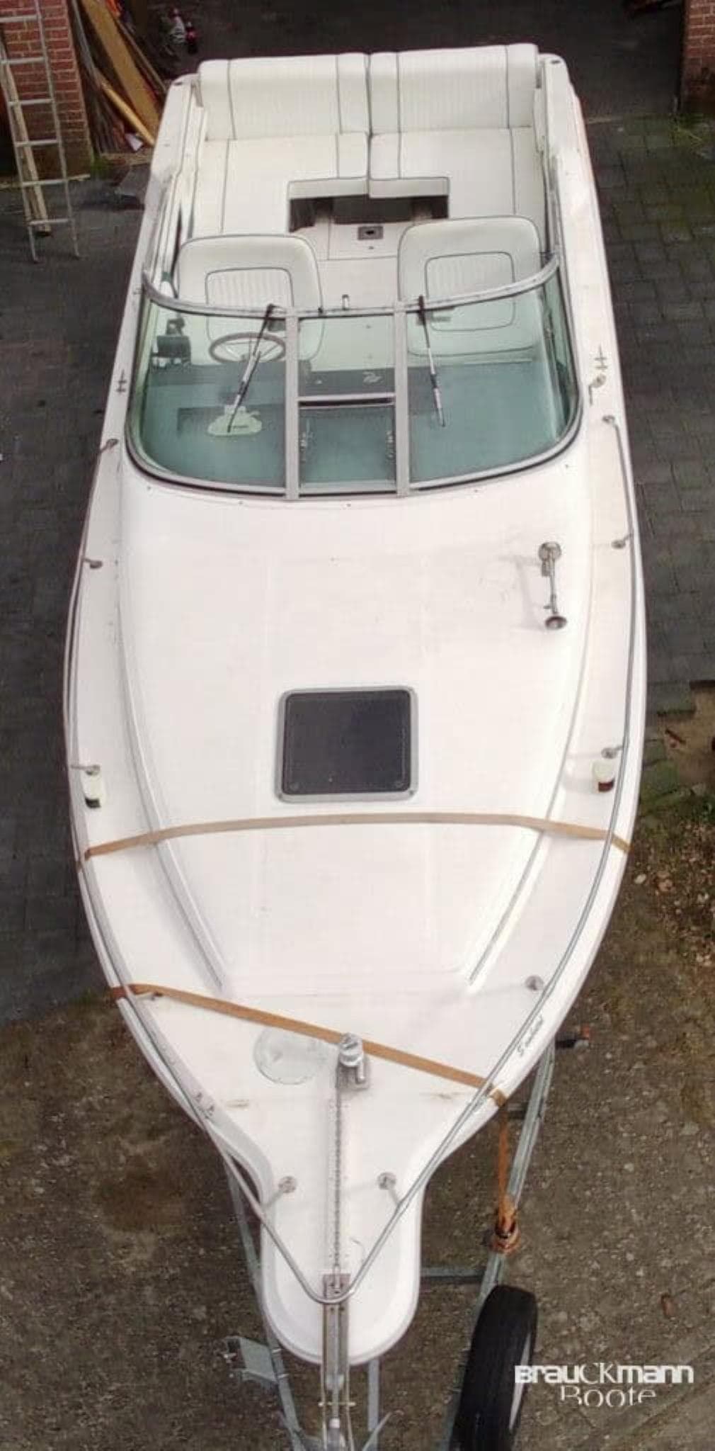 Sea Ray 270 Weekender inkl 35 t Trailer – Bild 2