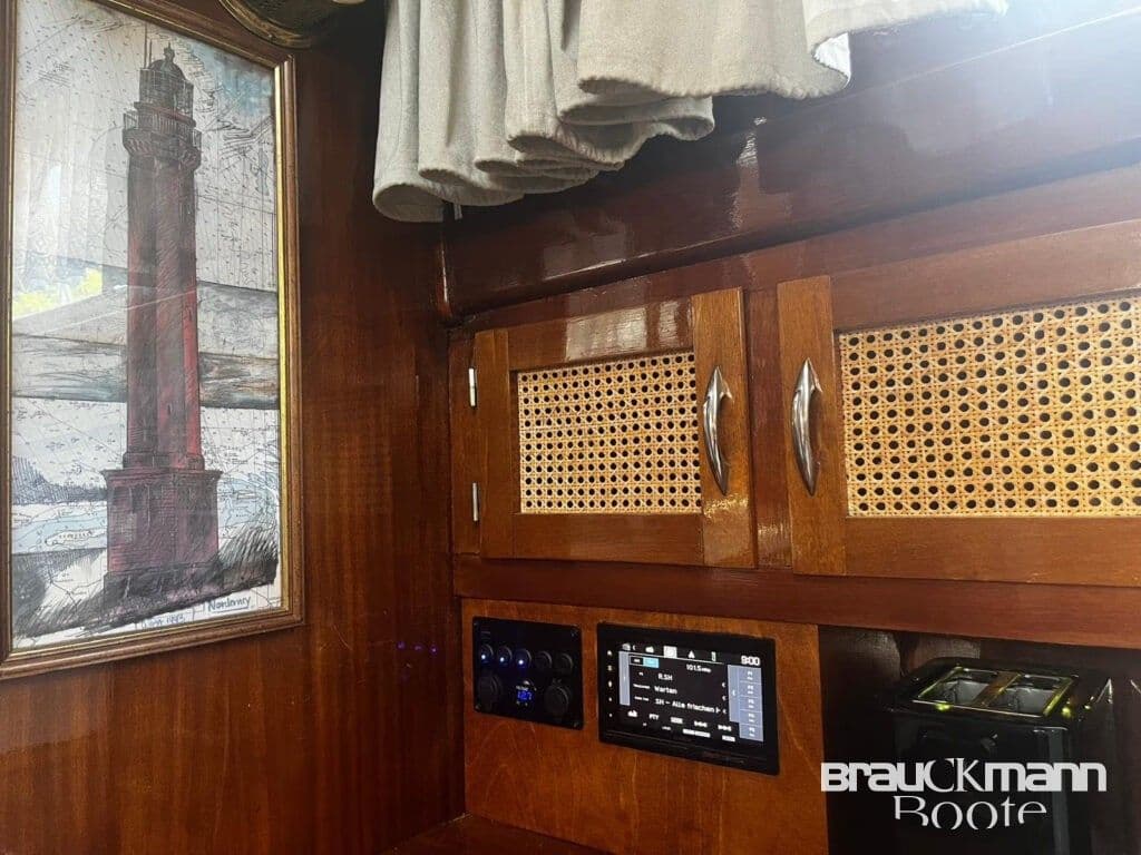 Vertens Kreuzer 42  Klassische Eleganz trifft moderne Tec – Bild 5