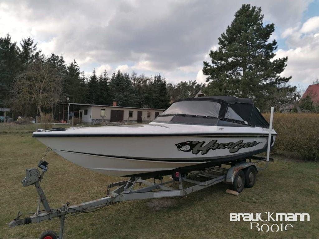 Offshore Boot Manta 250 PS – Bild 5