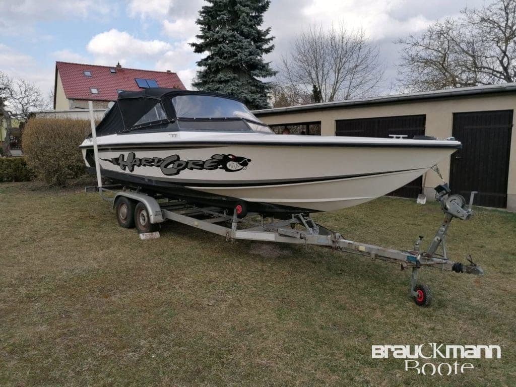 Offshore Boot Manta 250 PS – Bild 6