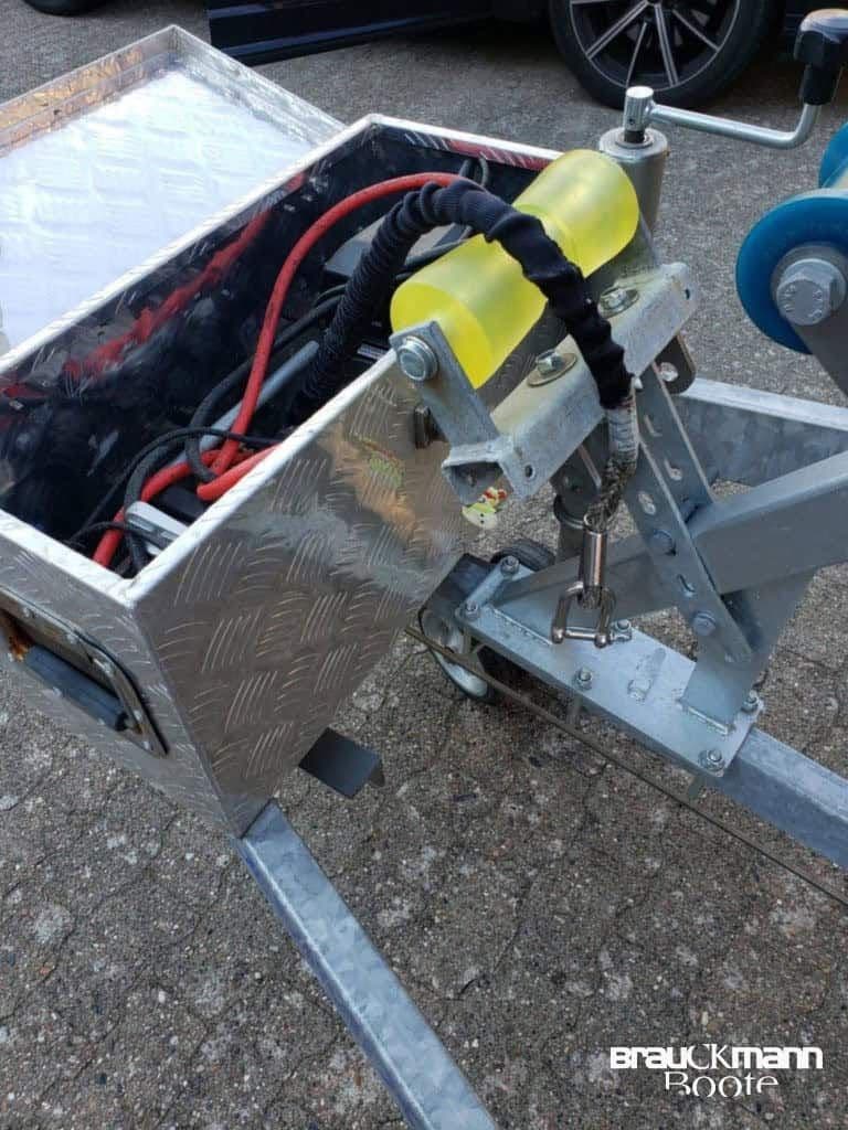 North Silver 750 Pro Cabin Aluminium Boot – Bild 7