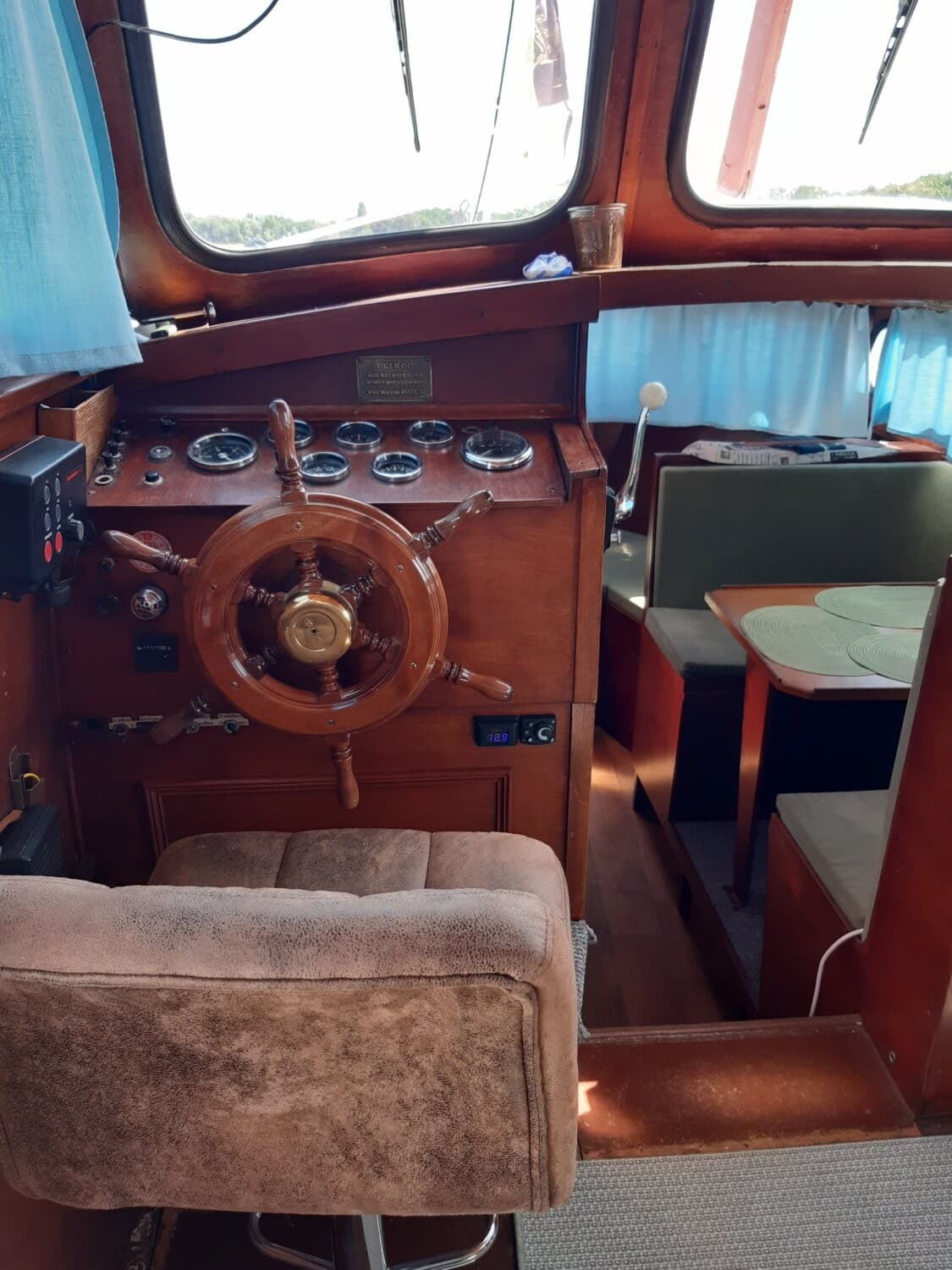 Pedro 950 Holländische Stahlyacht ca. 96PS – Bild 4