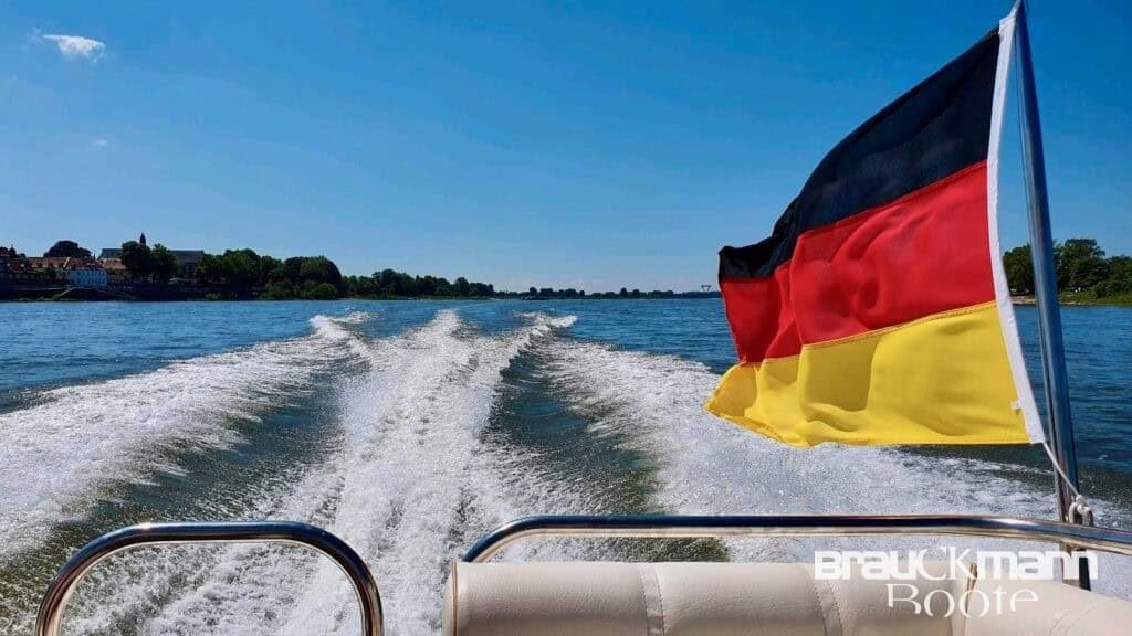 Fjord Dolphin 320 – Bild 7