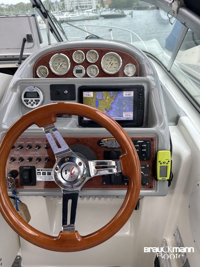 Bayliner 285 mit Bug und Heckstrahlruder – Bild 6