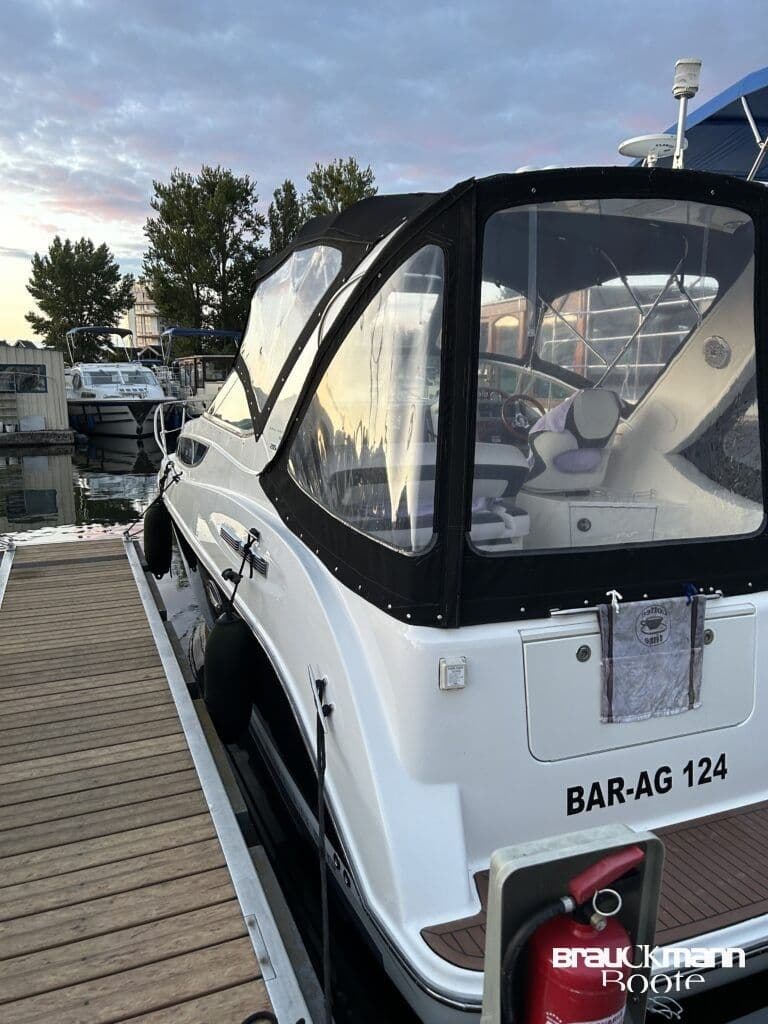 Bayliner 285 mit Bug und Heckstrahlruder – Bild 4