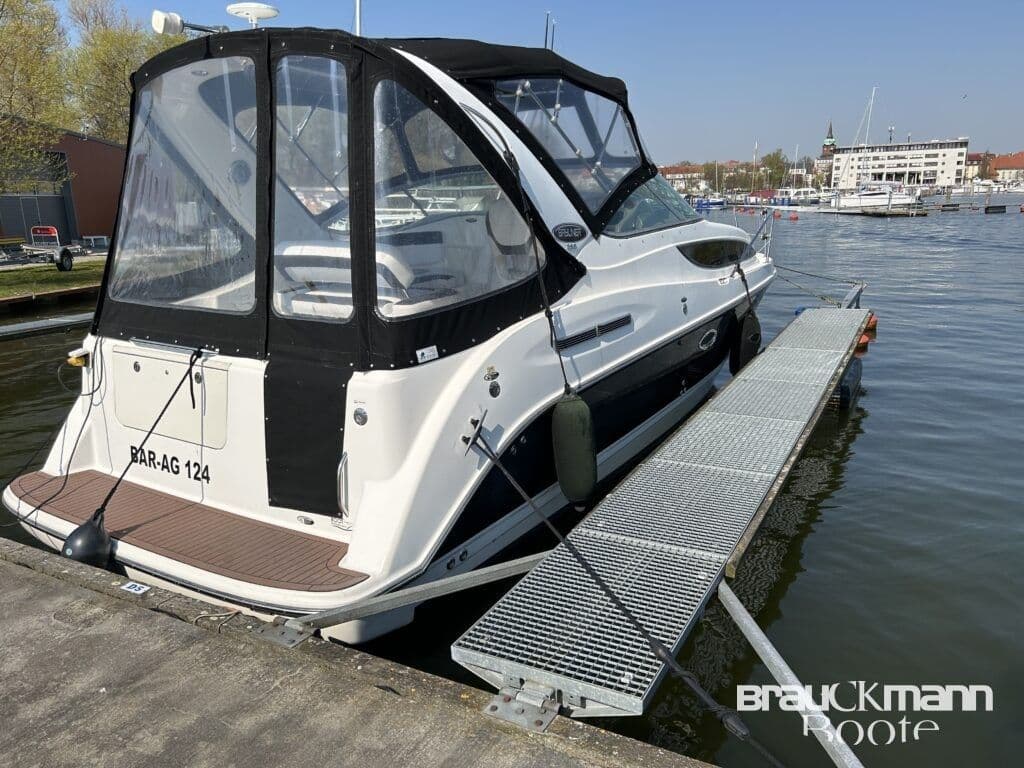 Bayliner 285 mit Bug und Heckstrahlruder – Bild 3