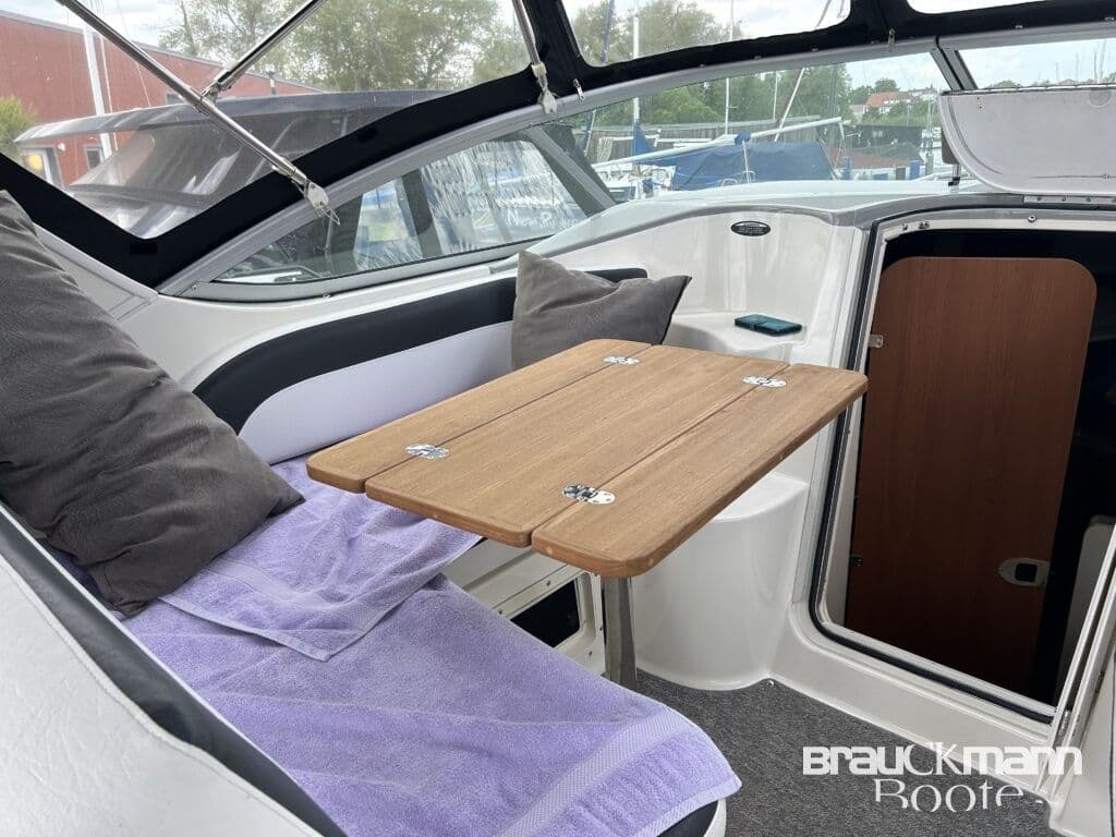 Bayliner 285 mit Bug und Heckstrahlruder – Bild 8