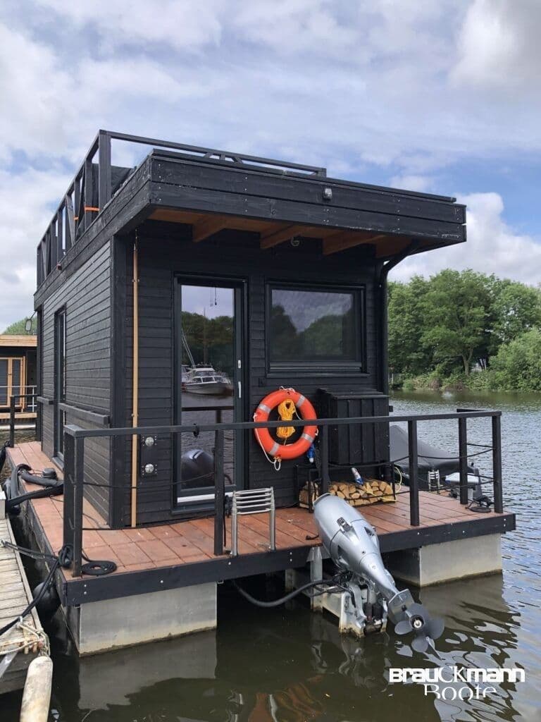 Tiny 36 Hausboot
