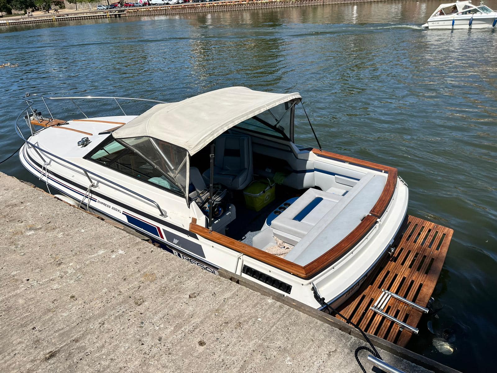 Regal Empress 200XL