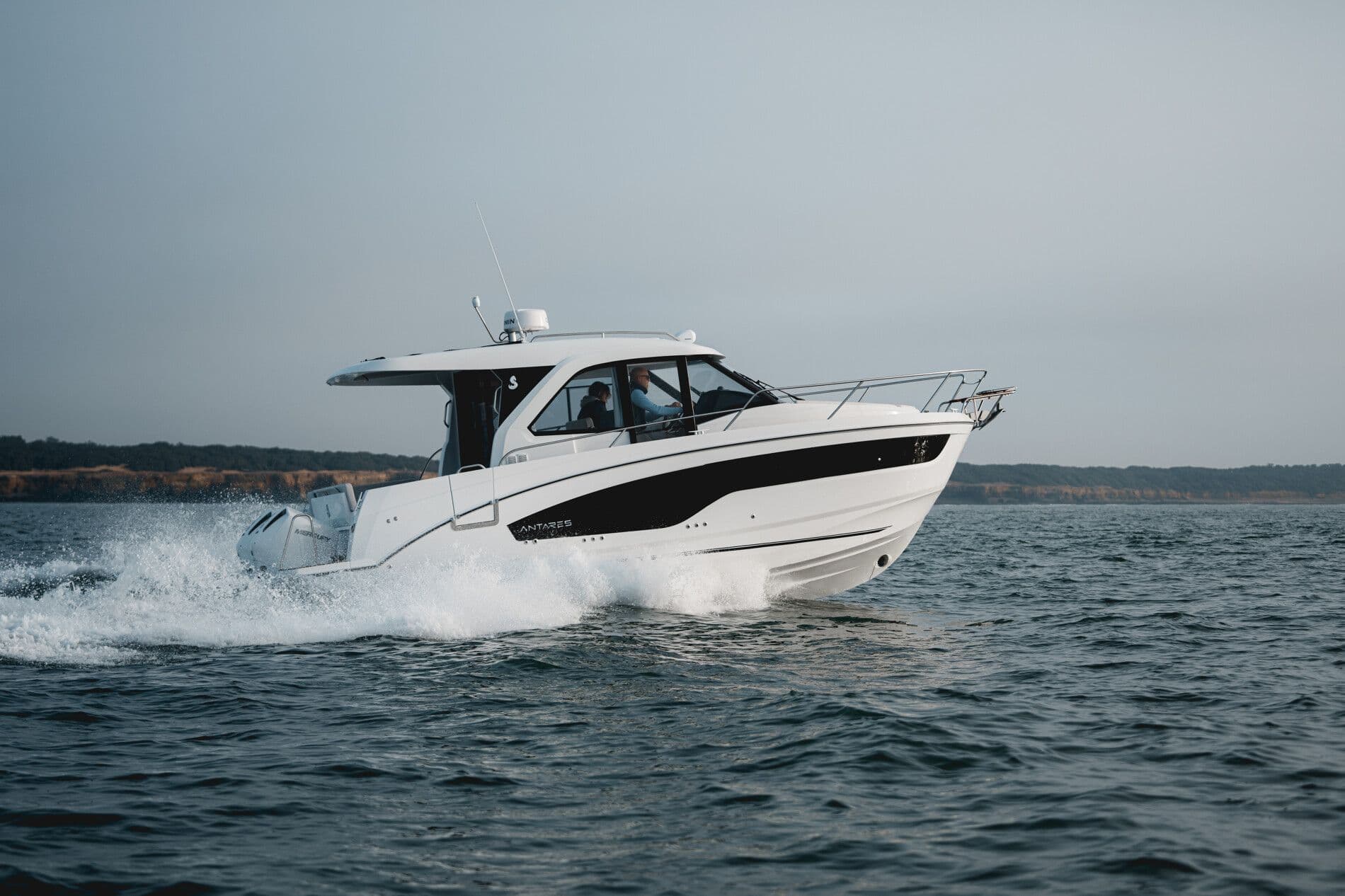 Bénéteau Antares 9v2 NEW – Bild 3