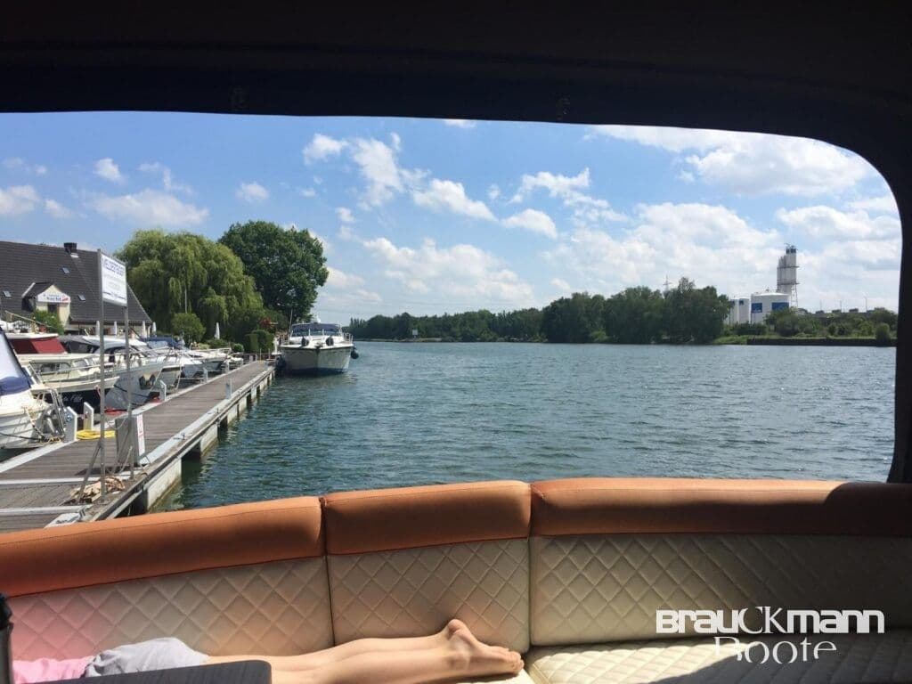 Chris Craft 370 Amerosport – Bild 9