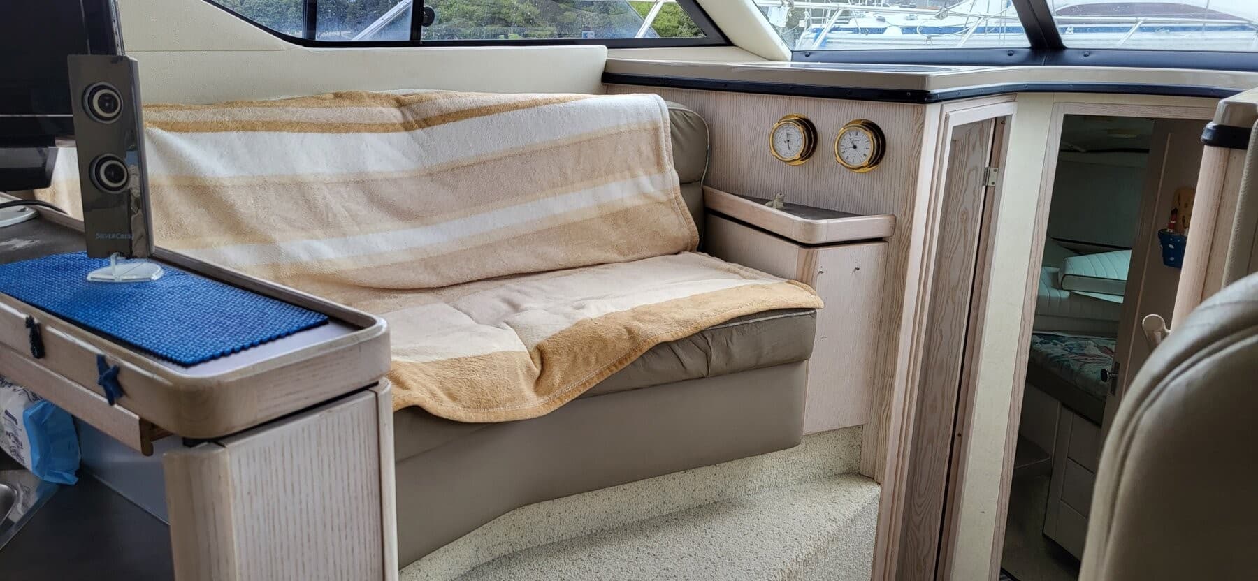 Bayliner 3258 Avanti Fly – Bild 3