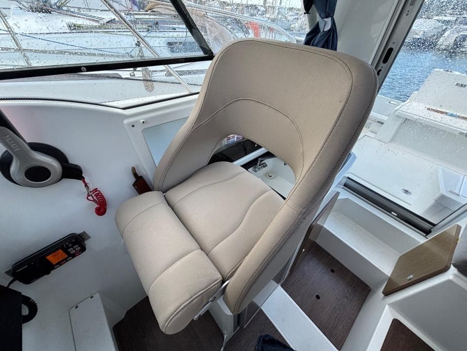 ANTARES 8 OB YAMAHA 200KS – Bild 4